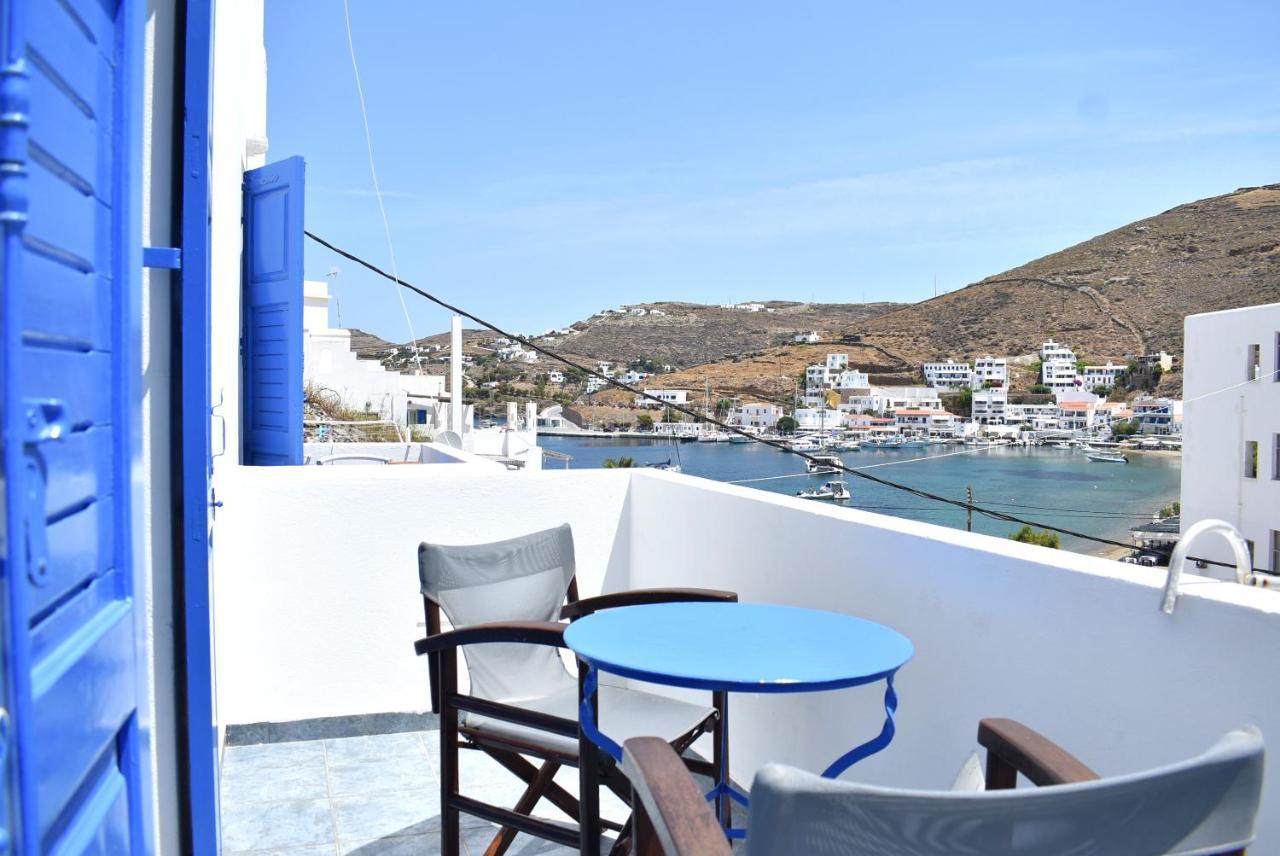 Martinos Studios, Merihas Port Kythnos Exterior photo